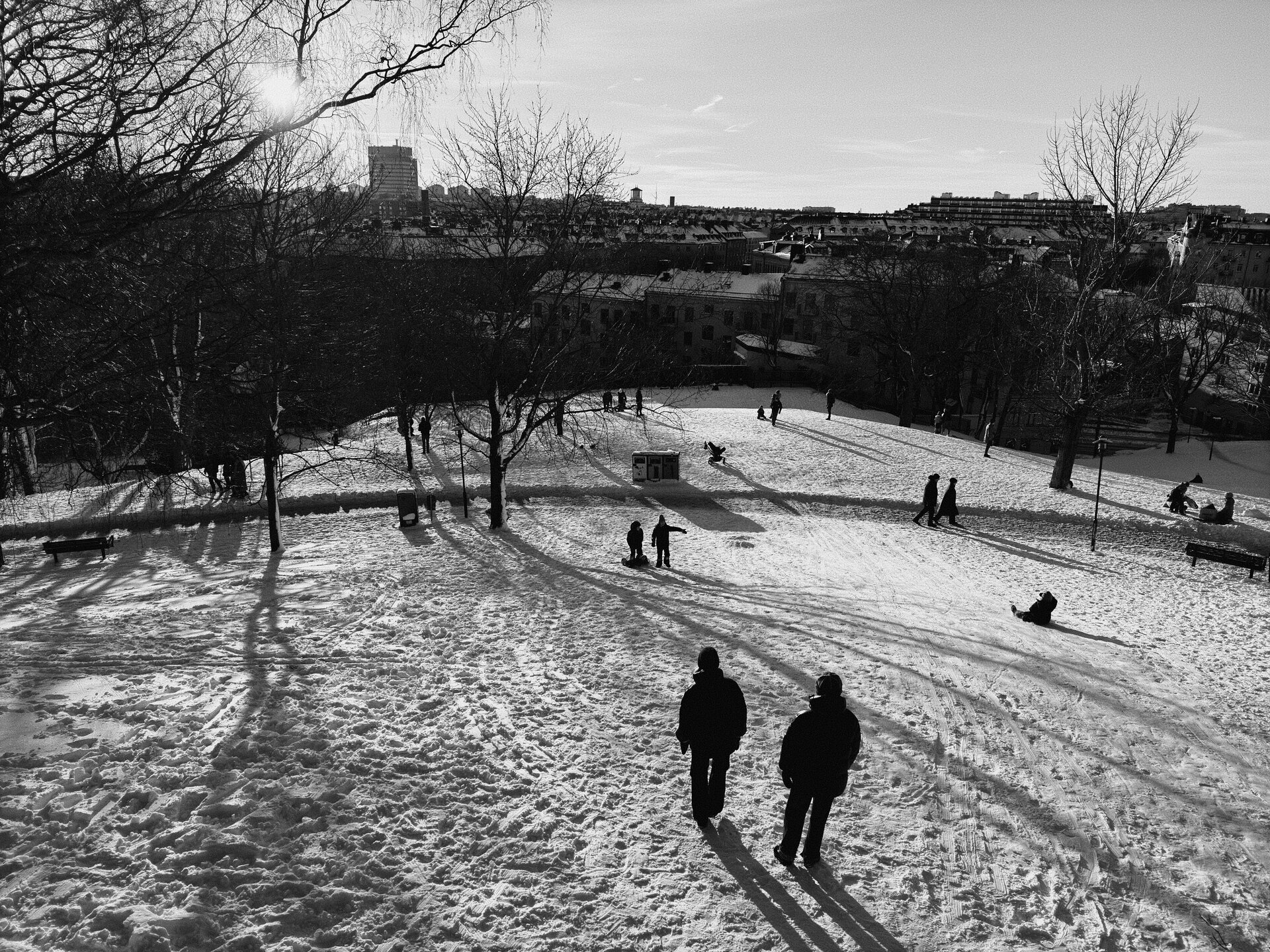 Sat, 14 Feb 2026 23:55:41 +0100